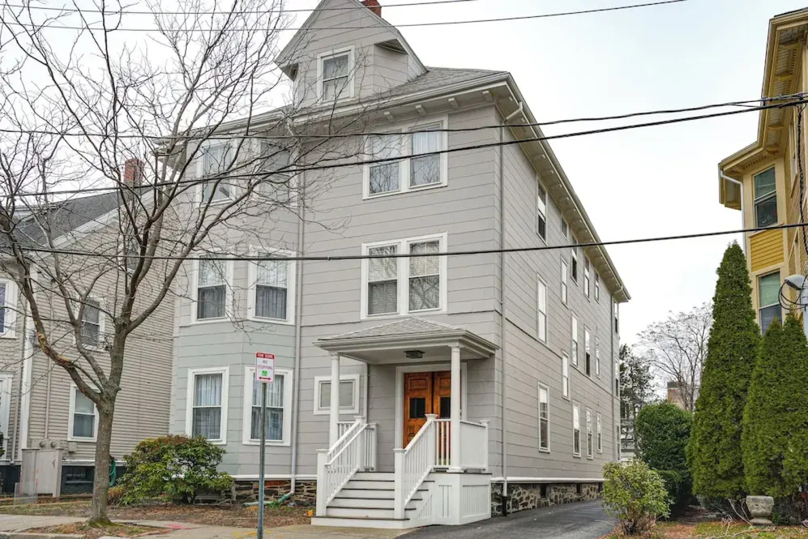 Walk to Harvard Square: Apartment in Cambridge