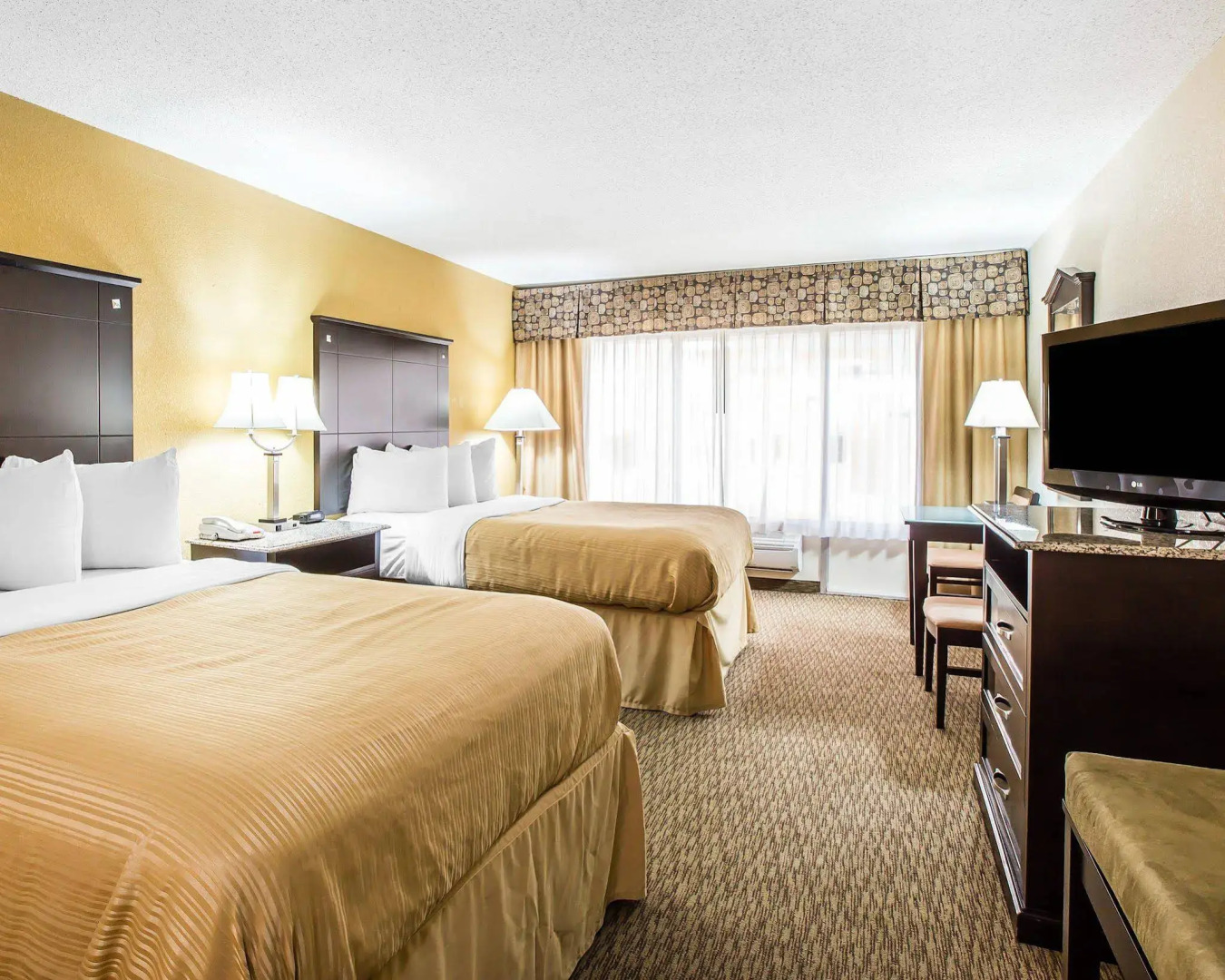 Quality Inn & Suites - Greensboro-High Point