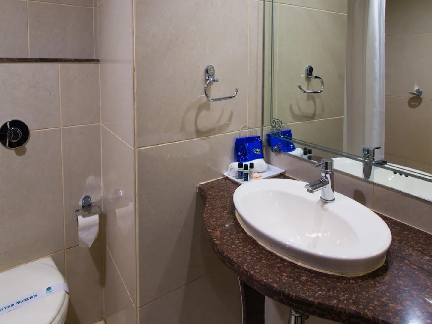 OYO 1903 Hotel Paras Inn