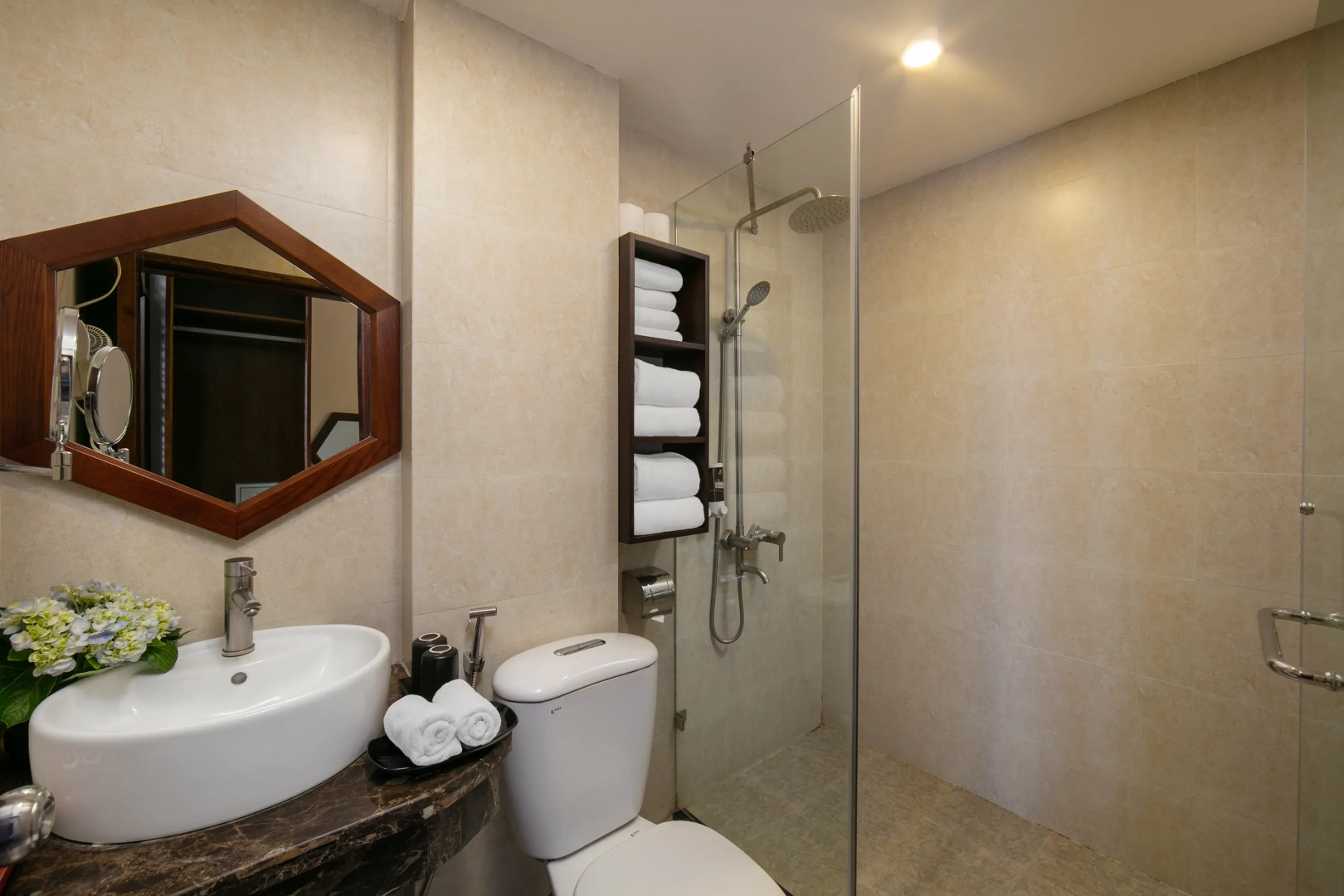 Victory Legend Hotel & Spa