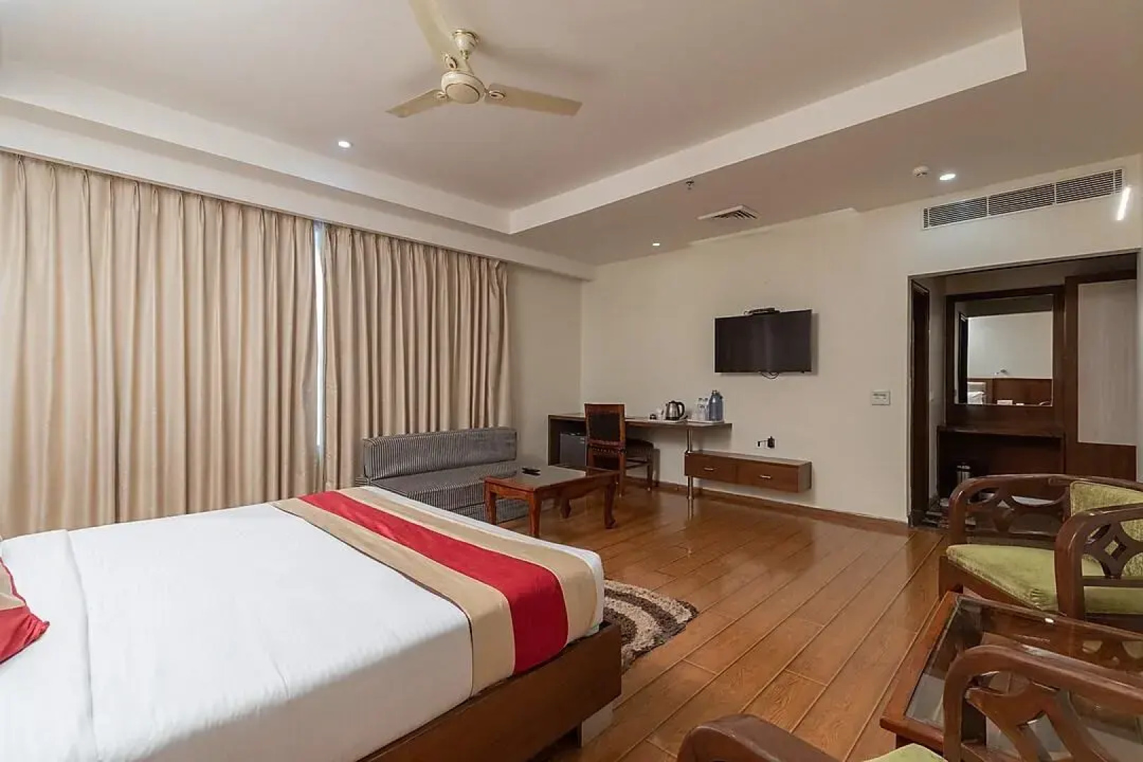 FabHotel Chandigarh Airport