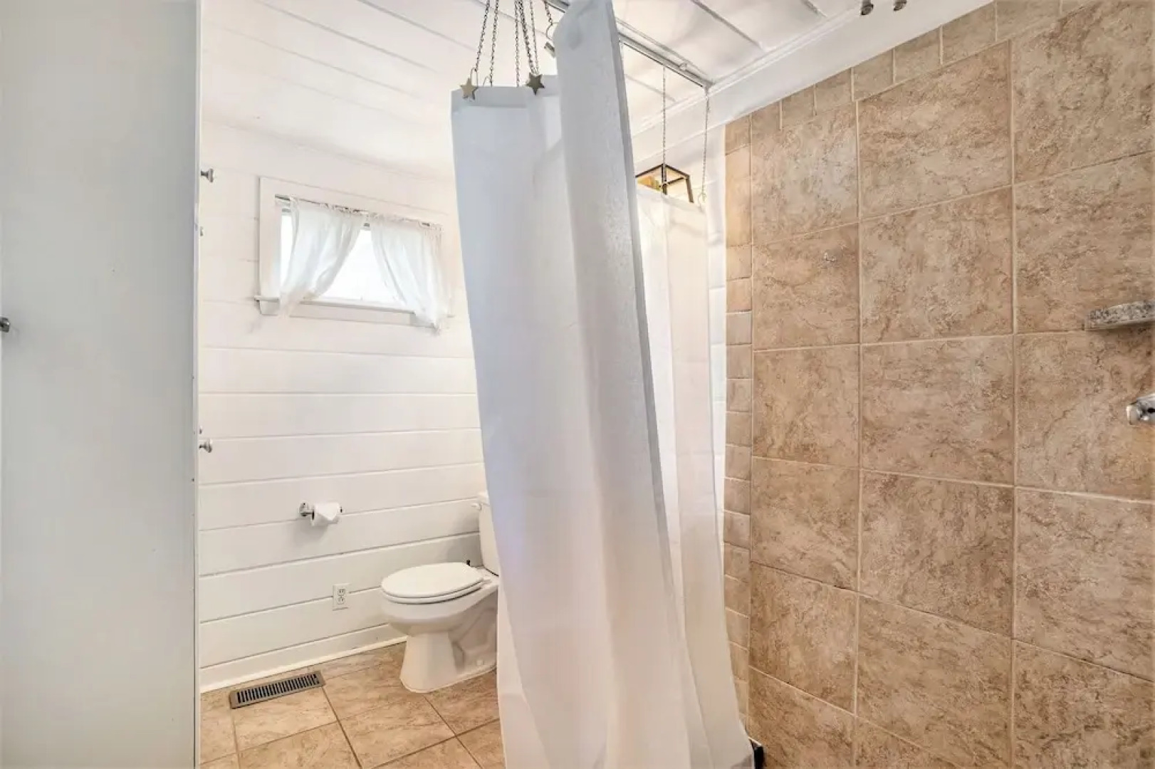 The Grand Inn Apartment Hotel 180