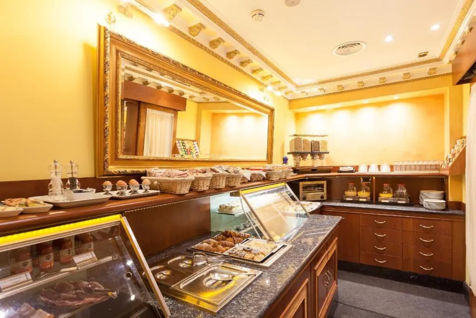 Hotel Manfredi Suite in Rome