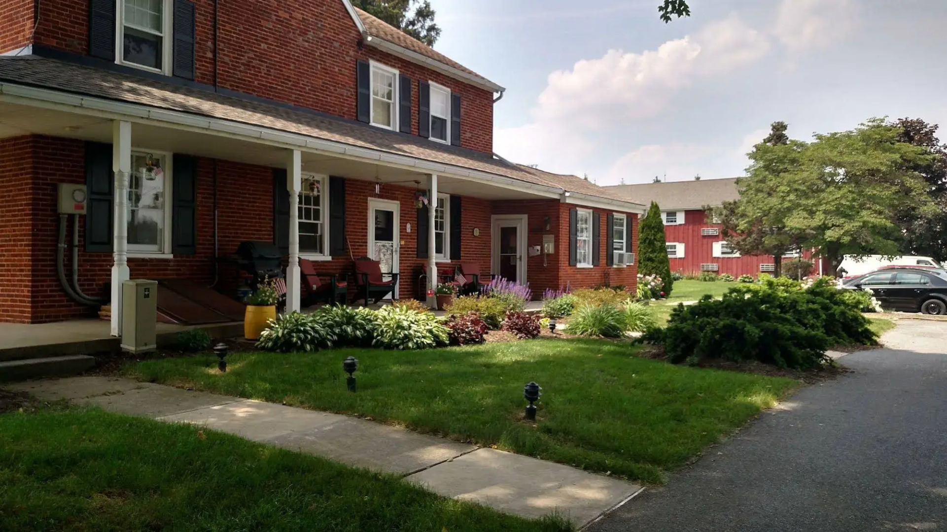 Spruce Lane Lodge and Cottages