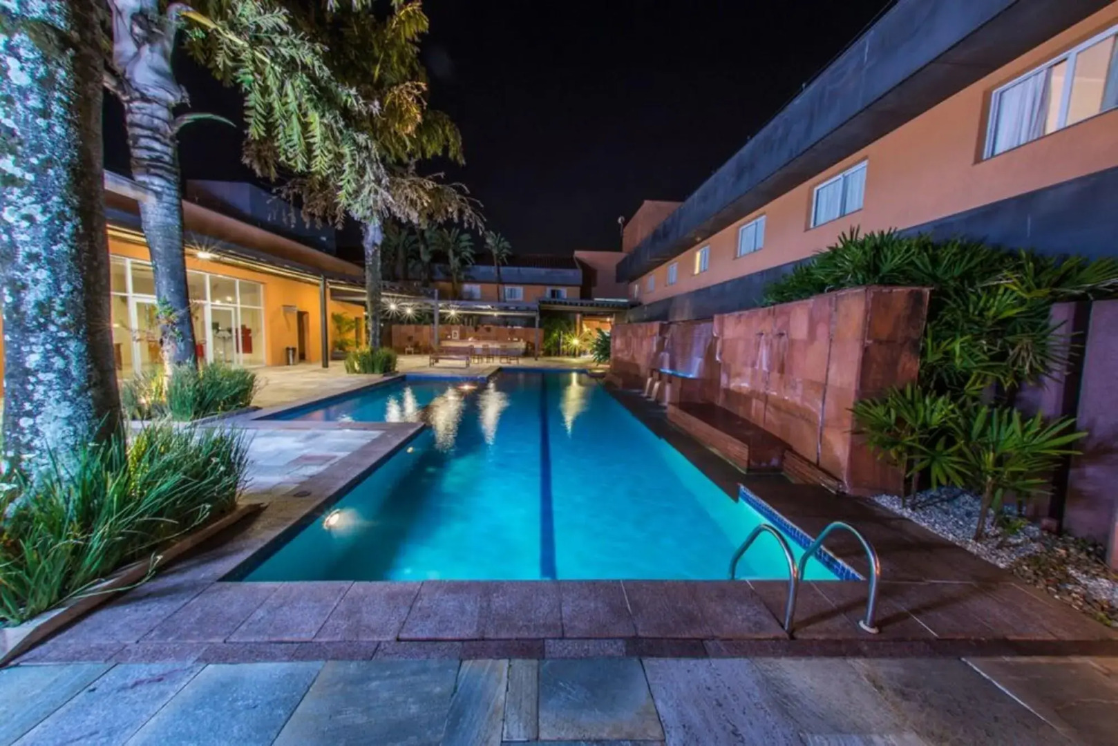 Carlton Plaza Baobá