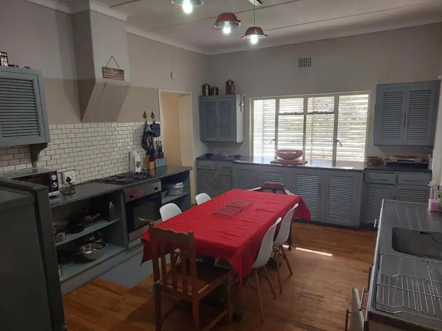 Charming 3-bed House in Beaufort West