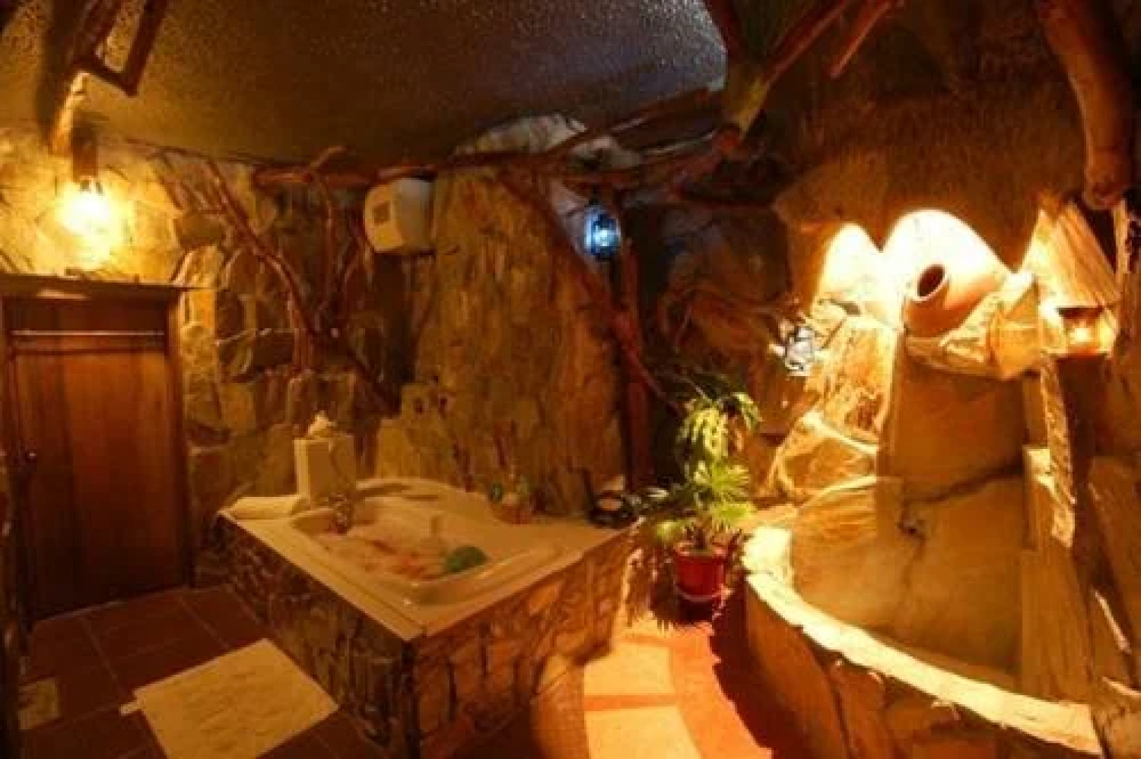 Villa Leonora Beach Resort