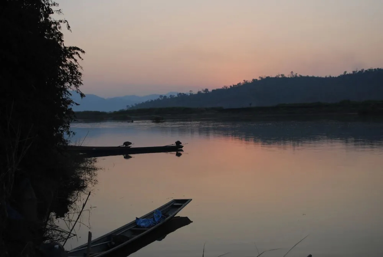 Mekong Riverside Resort & Camping