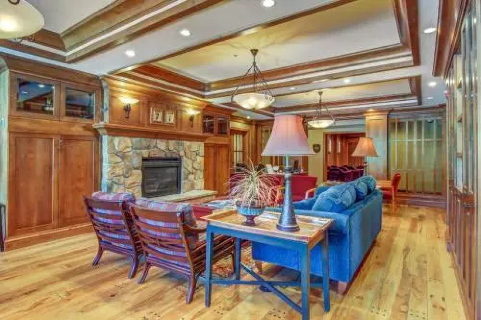 Powderhorn Lodge 413: Woodland Star Suite