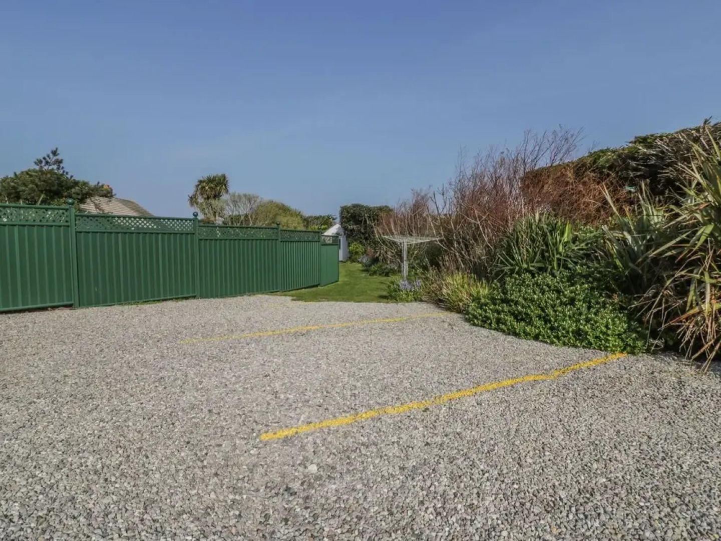 Yellow Sands Apartment 6