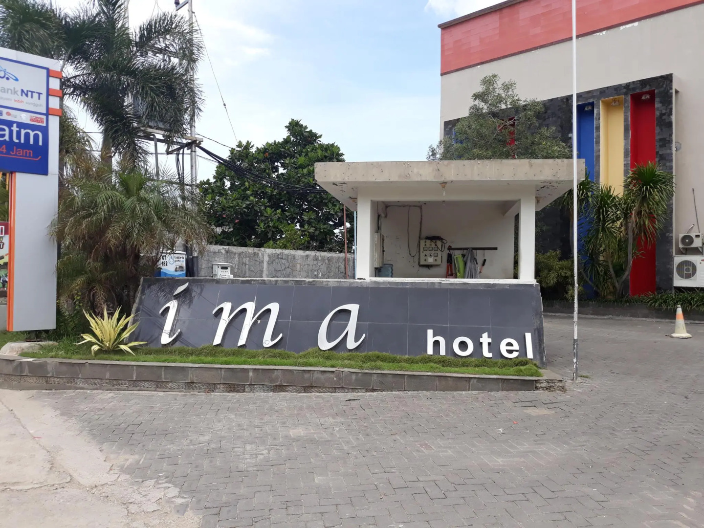Ima hotel