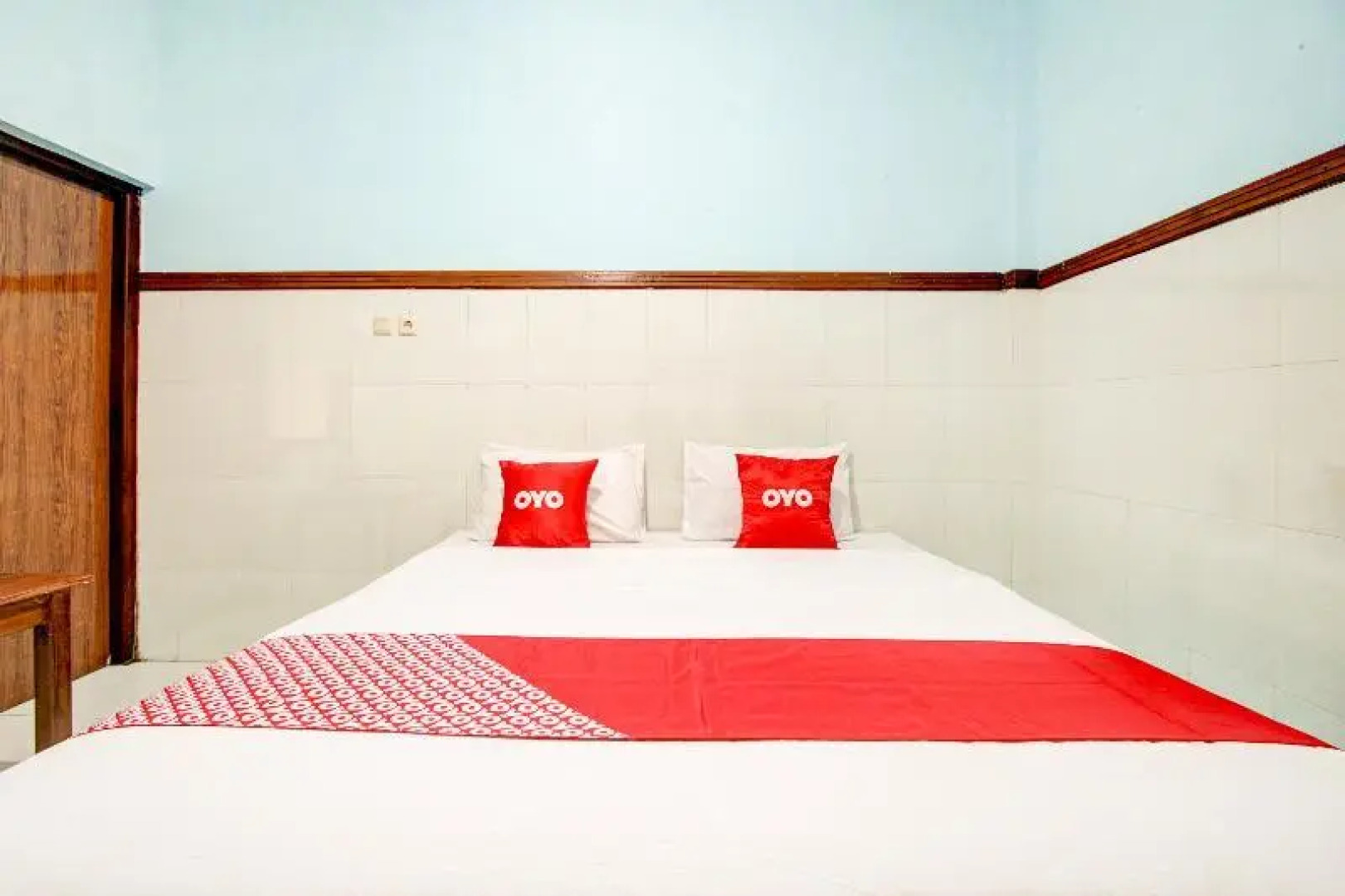 OYO 90214 Hp Residence