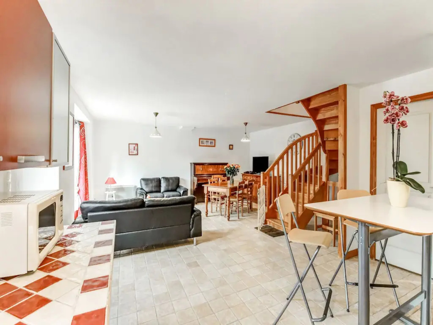 Beautiful Holiday Home in Brainville with Garden