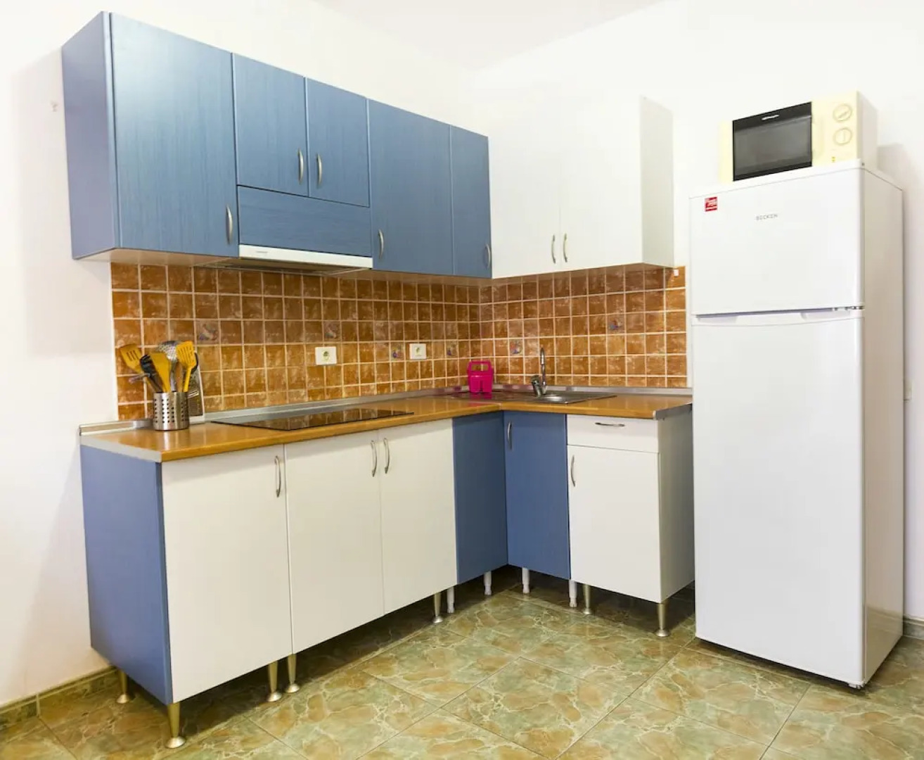 Apartamentos Faycan Vecindario