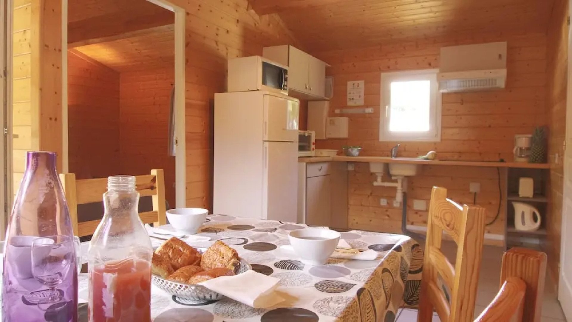 VVF Lac d'Eguzon, Eguzon Chantôme