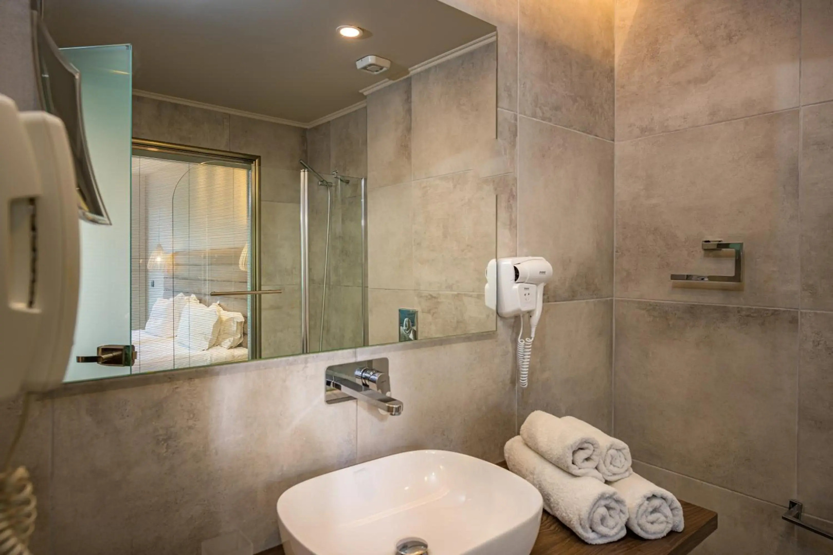 Alexandra Beach Resort & Spa