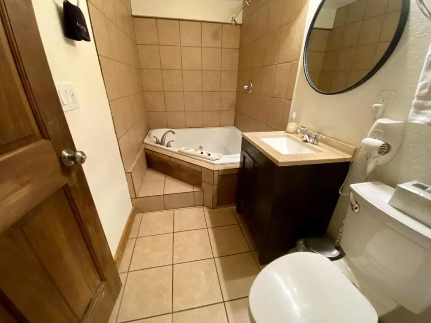 The Green Mountain Falls Lodge