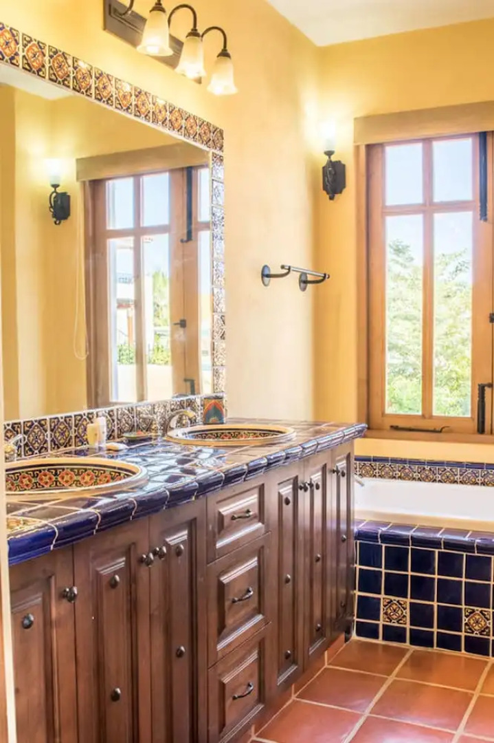 Casa Gali AV 43 2 BR by Casago