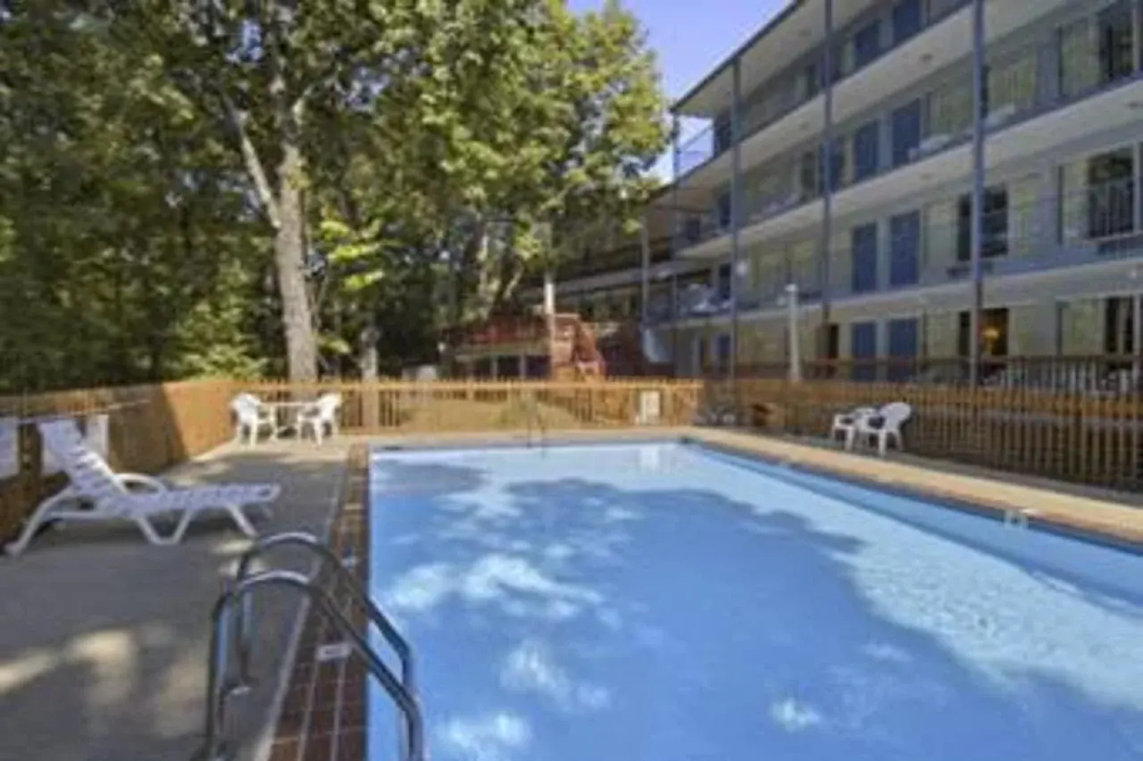 Ozarka Lodge Eureka Springs