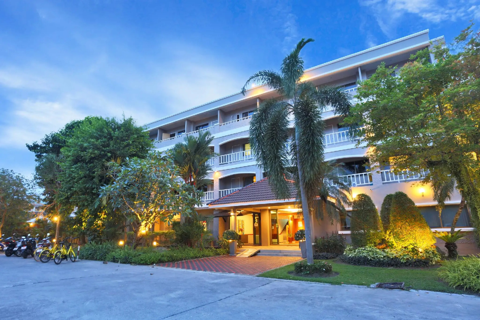 Pattra Mansion by AKSARA Collection