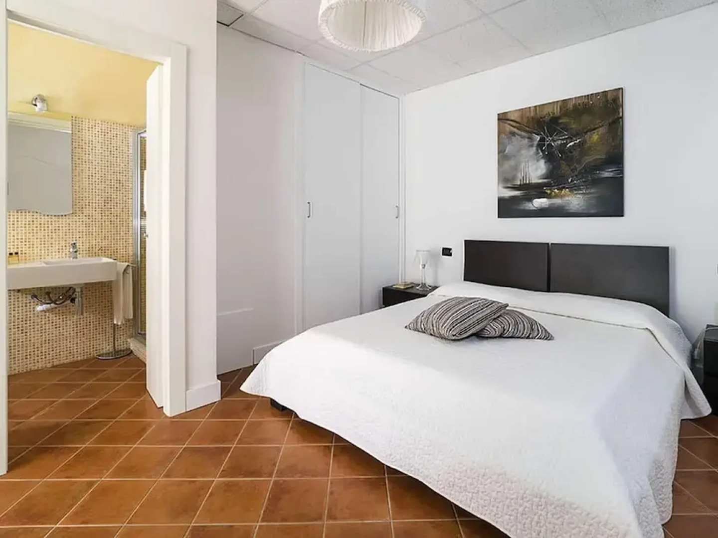 Exclusive Luxury Villa in Agrigento with Private Pool, Hot Tub, BBQ