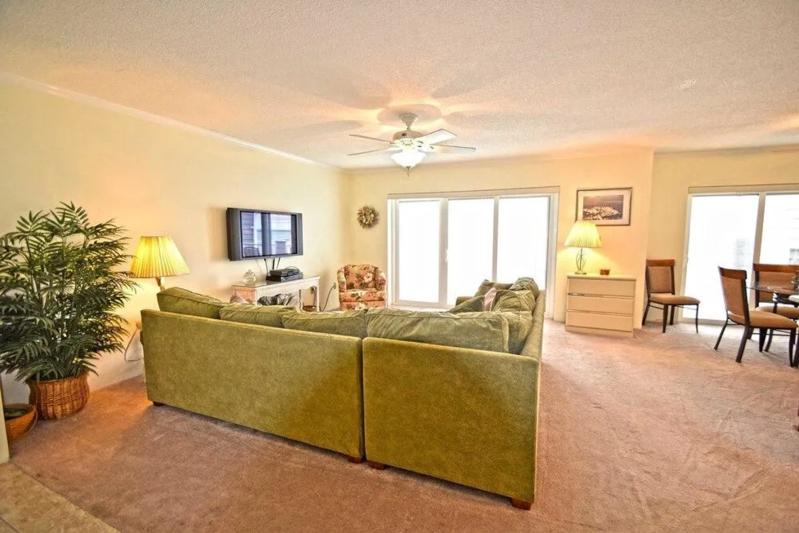 Harbour Island 403m 2 Bedroom Condo by RedAwning