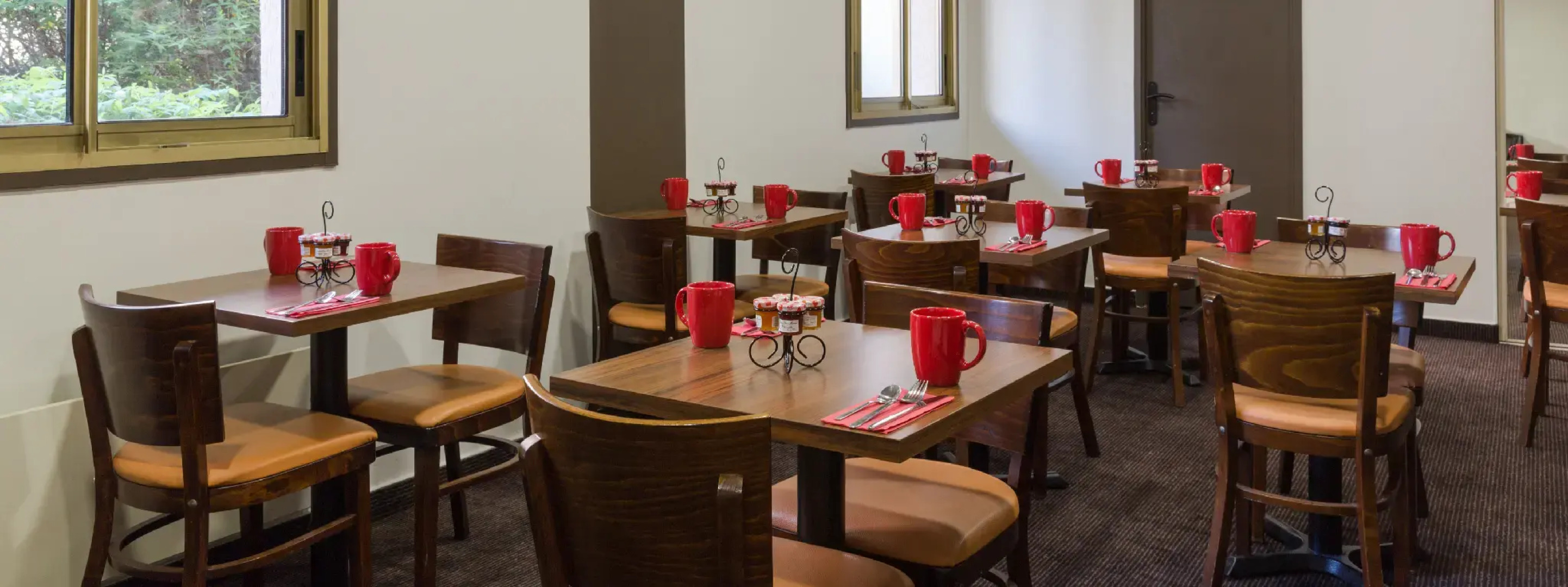 Hotel Le Cardinal Rueil Centre