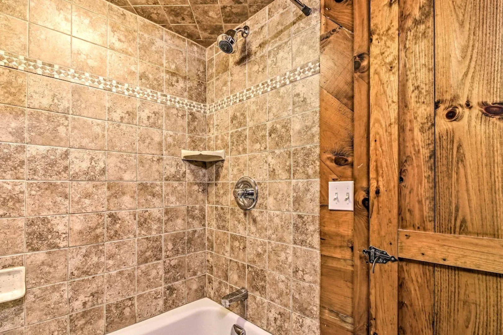 Rustic Bradford Cottage - 14 Miles to Sunapee Mtn!