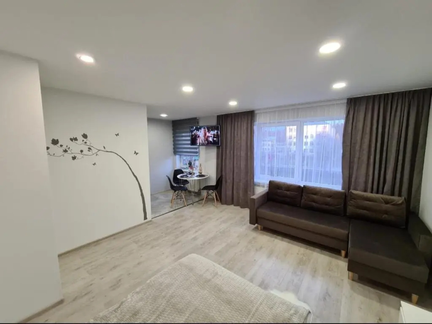 Crystal Twin Apartment