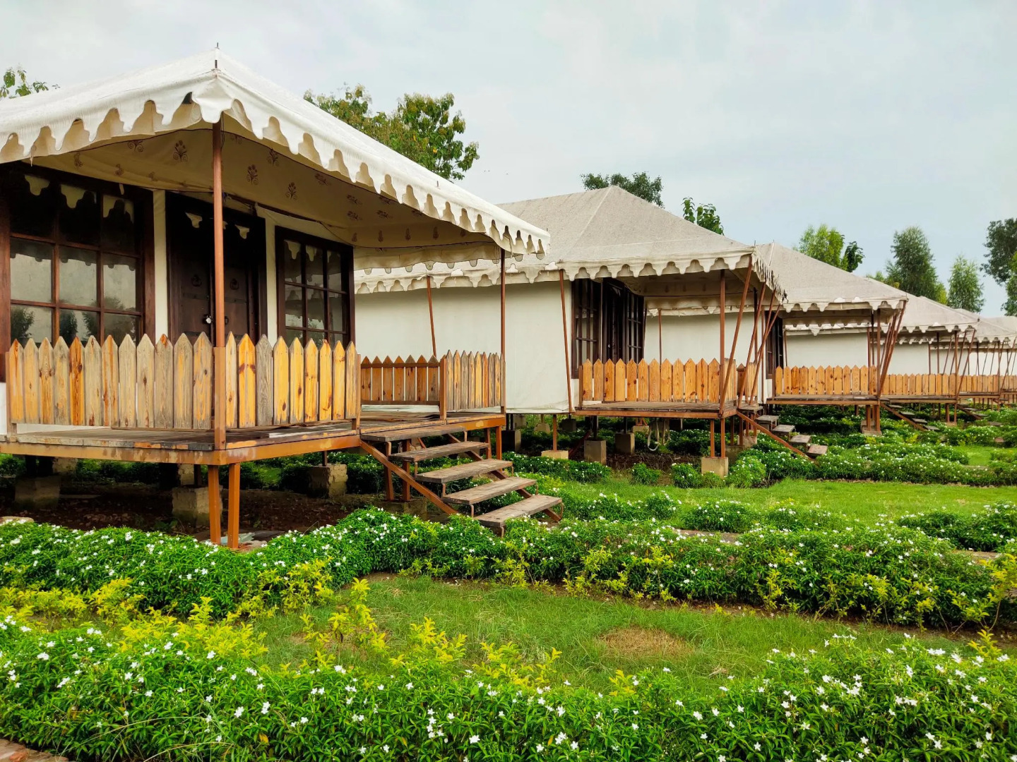 Om Vilas Benares, Varanasi