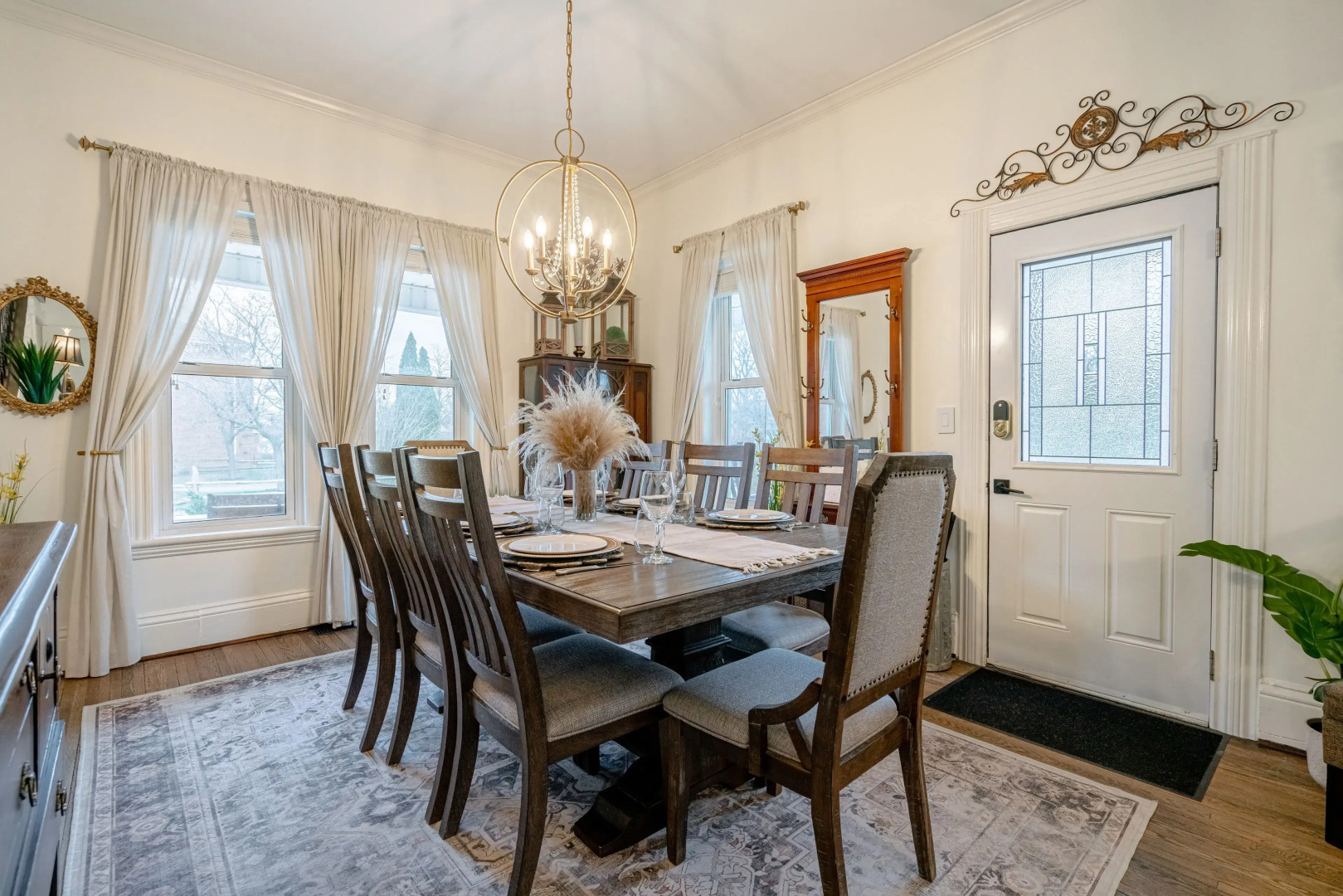 Kingsville House Bed and Breakfast