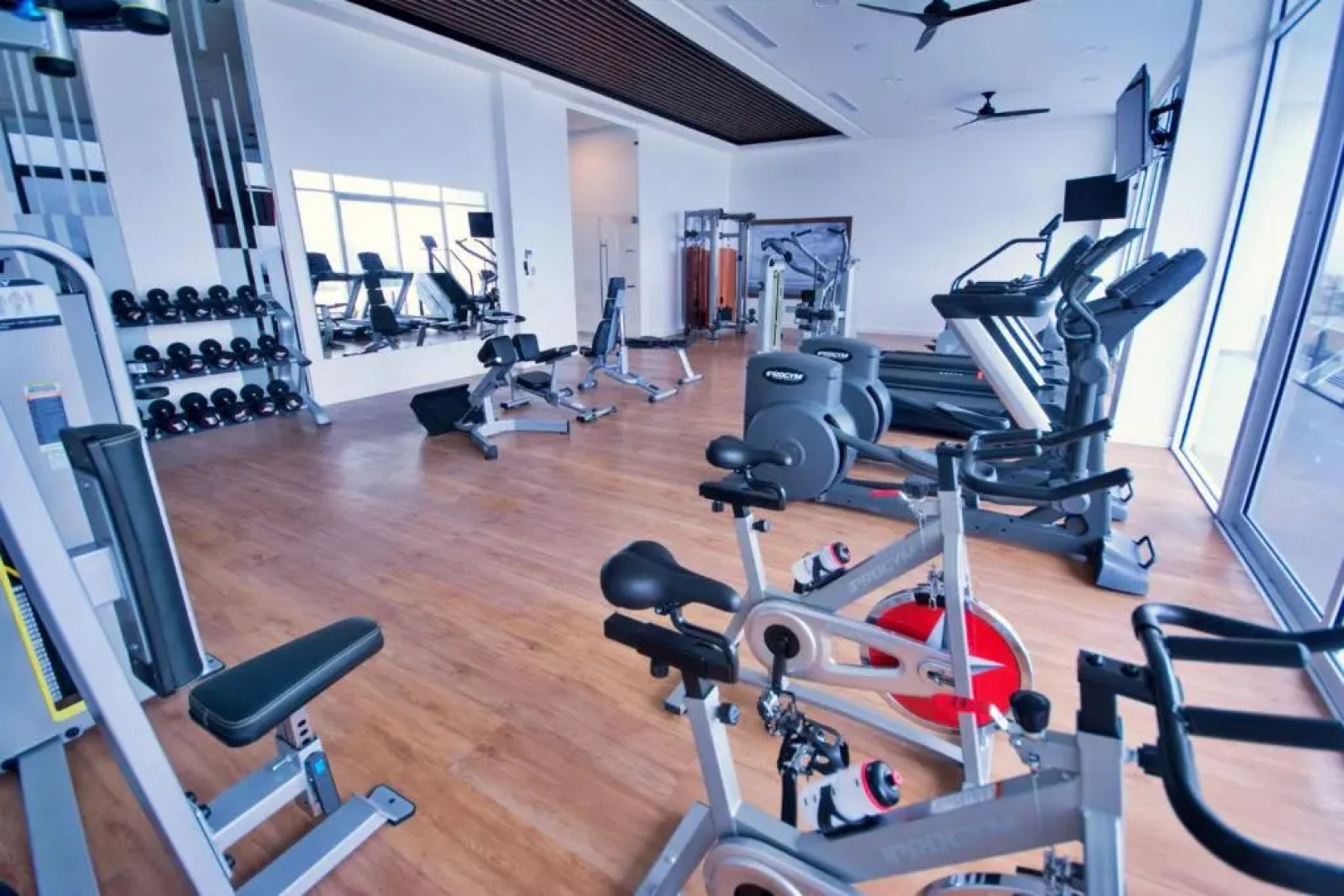 Real View Towers E706 by Casago