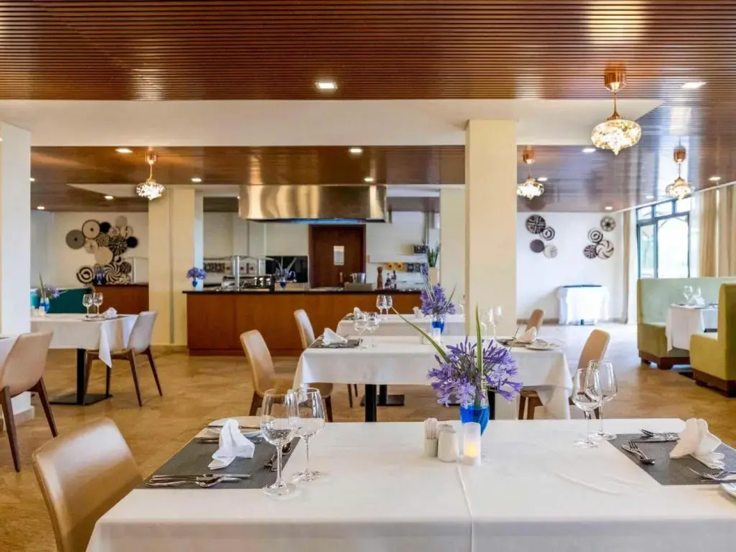 Mantis Kivu Marina Bay Hotel