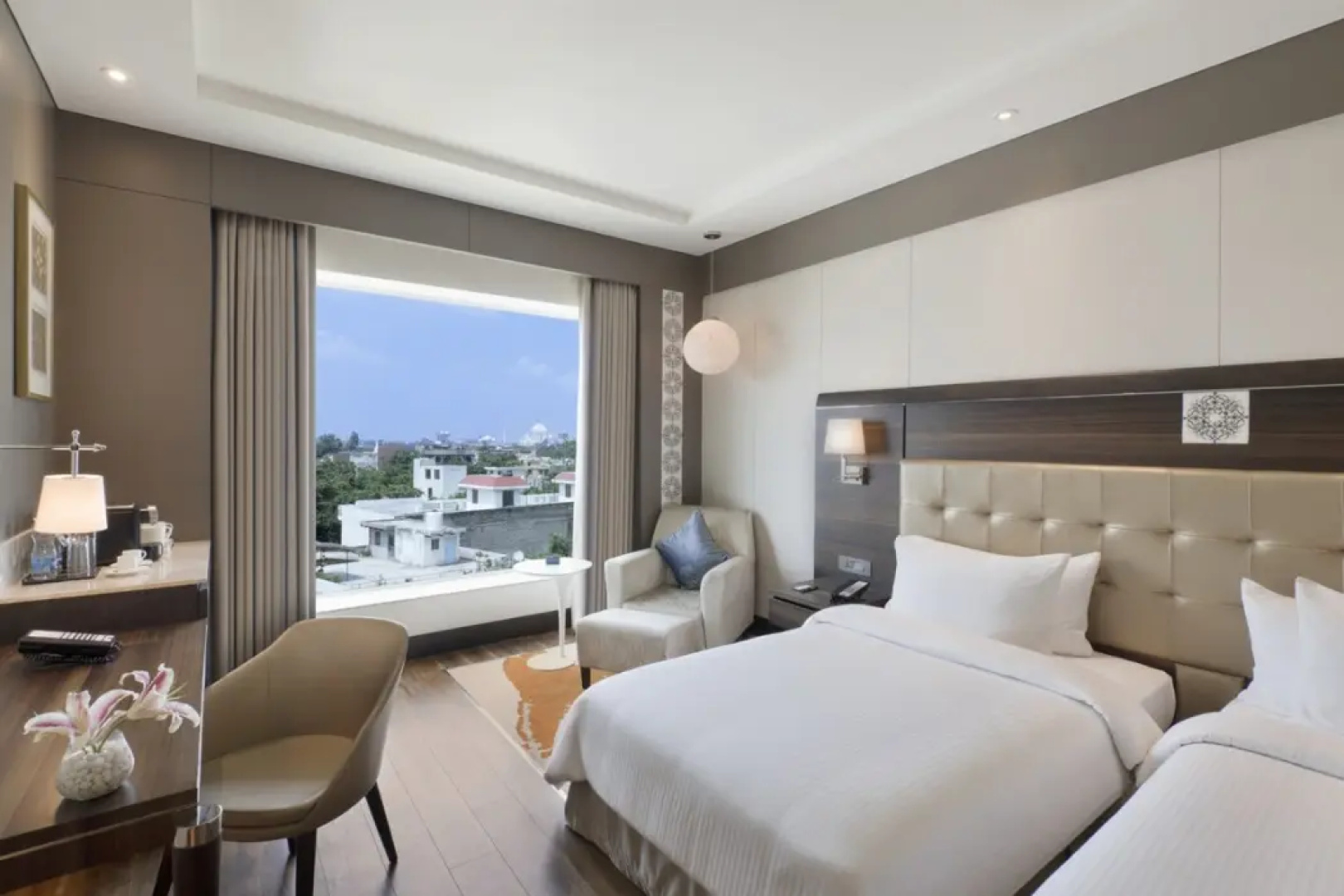 Mansion Grand Agra