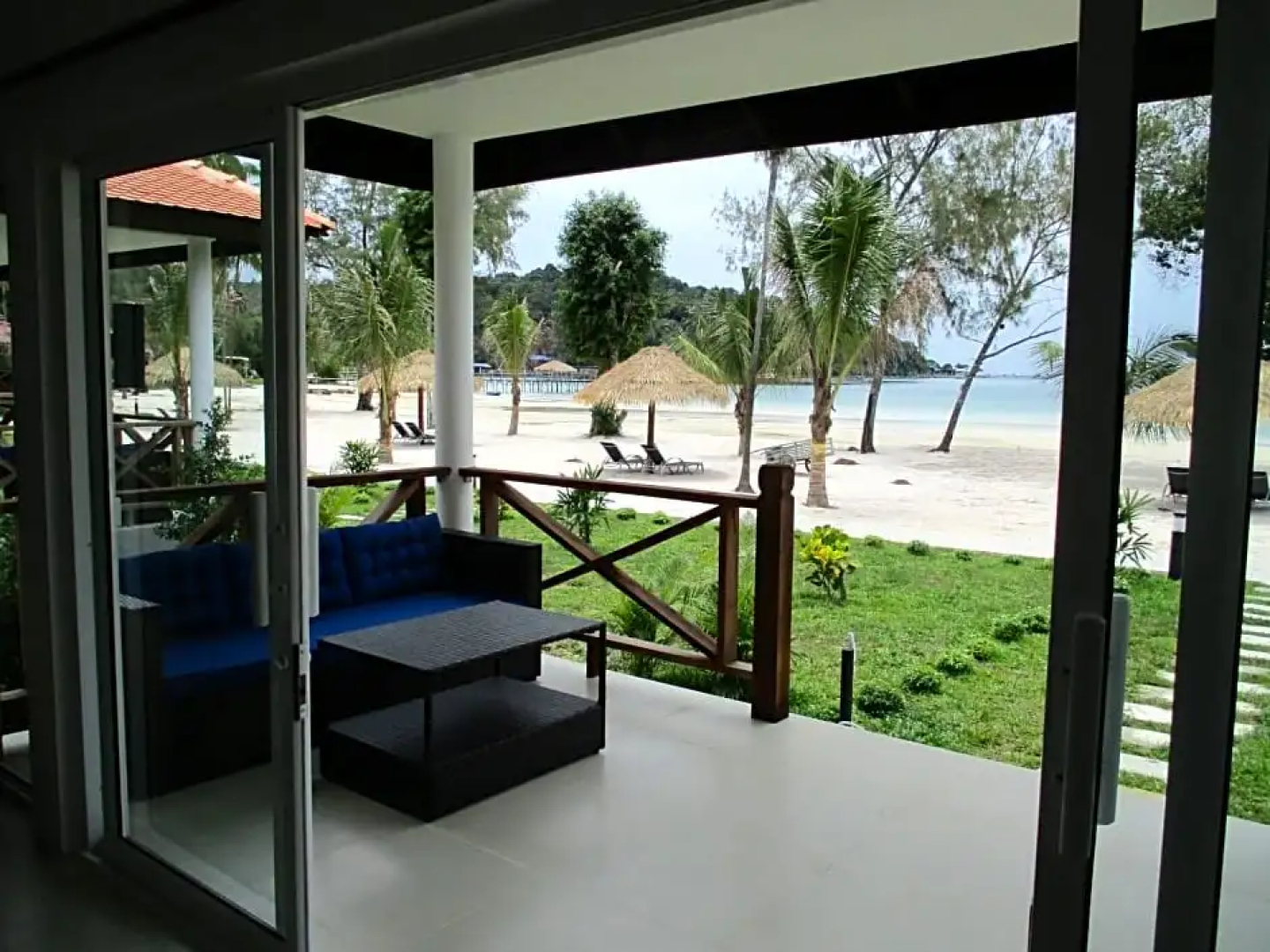 Saracen Bay Resort