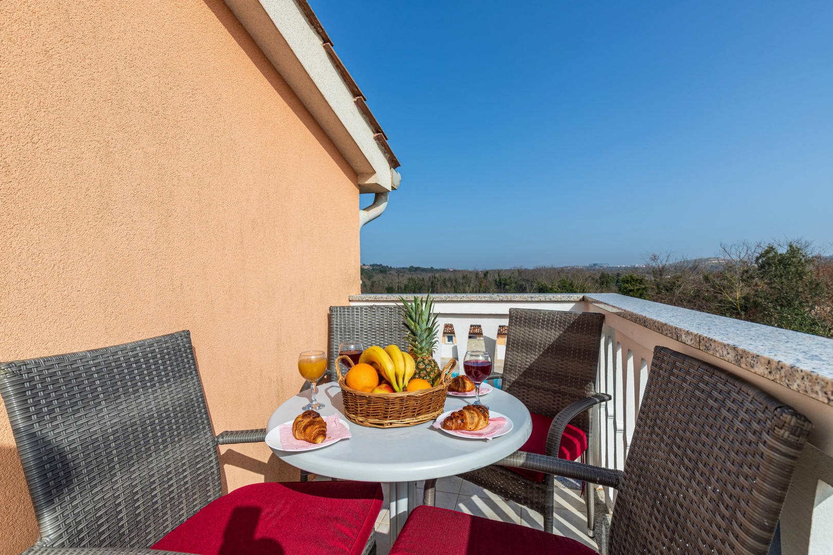 Pool Apartment Suzi 10