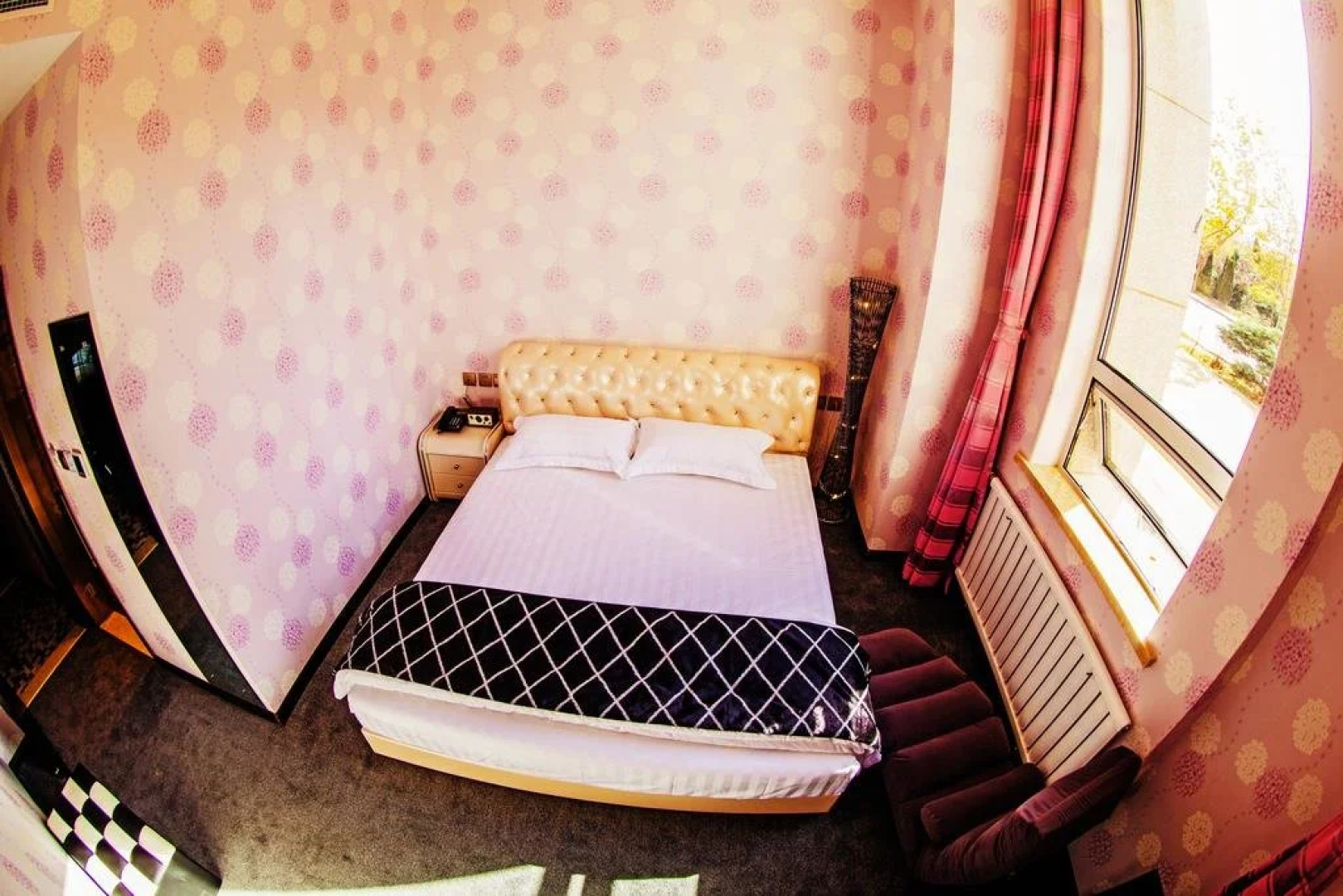Dalian 1219 Theme Hotel