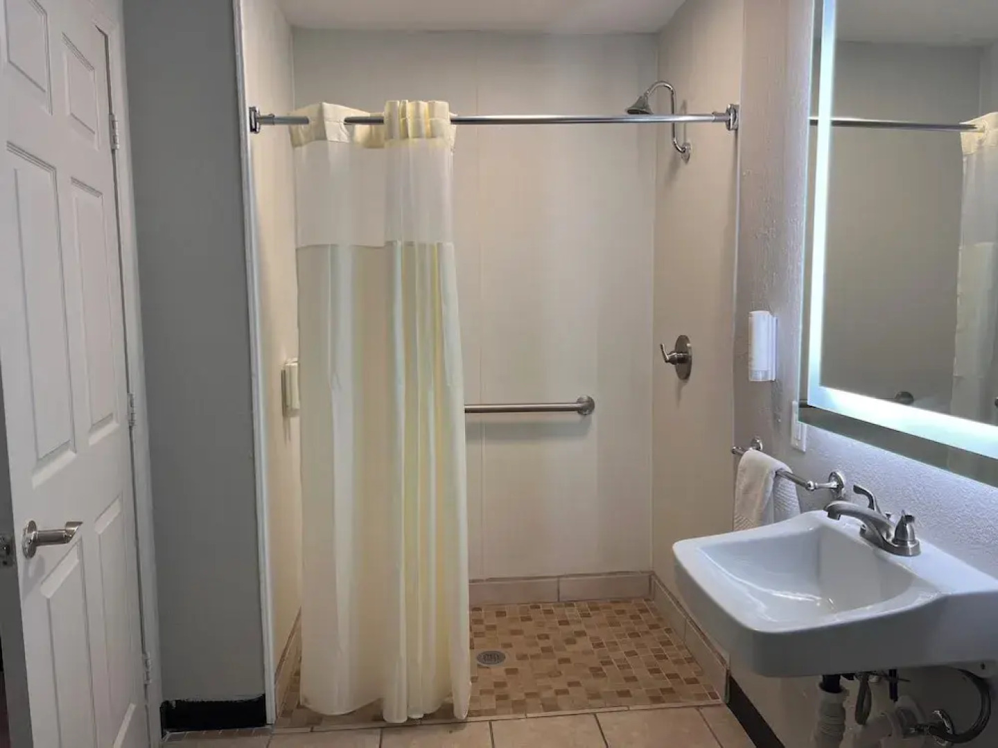 Astoria Hotel Orange Park