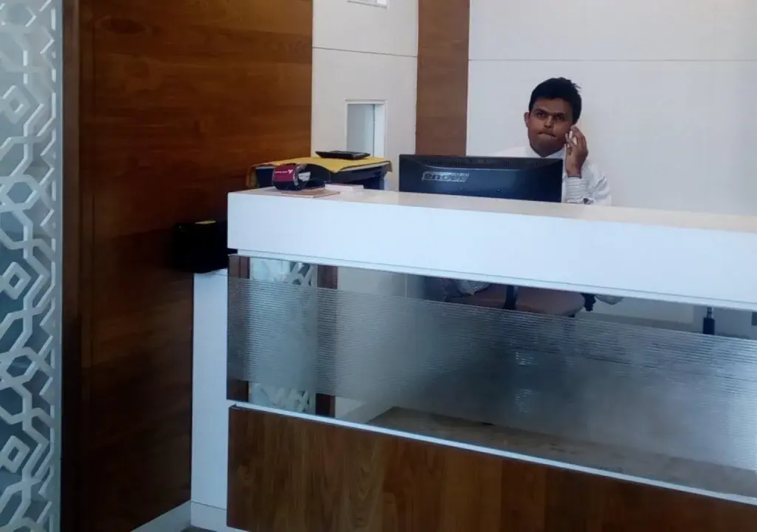 Hotel Sri Sri Executive Lodging