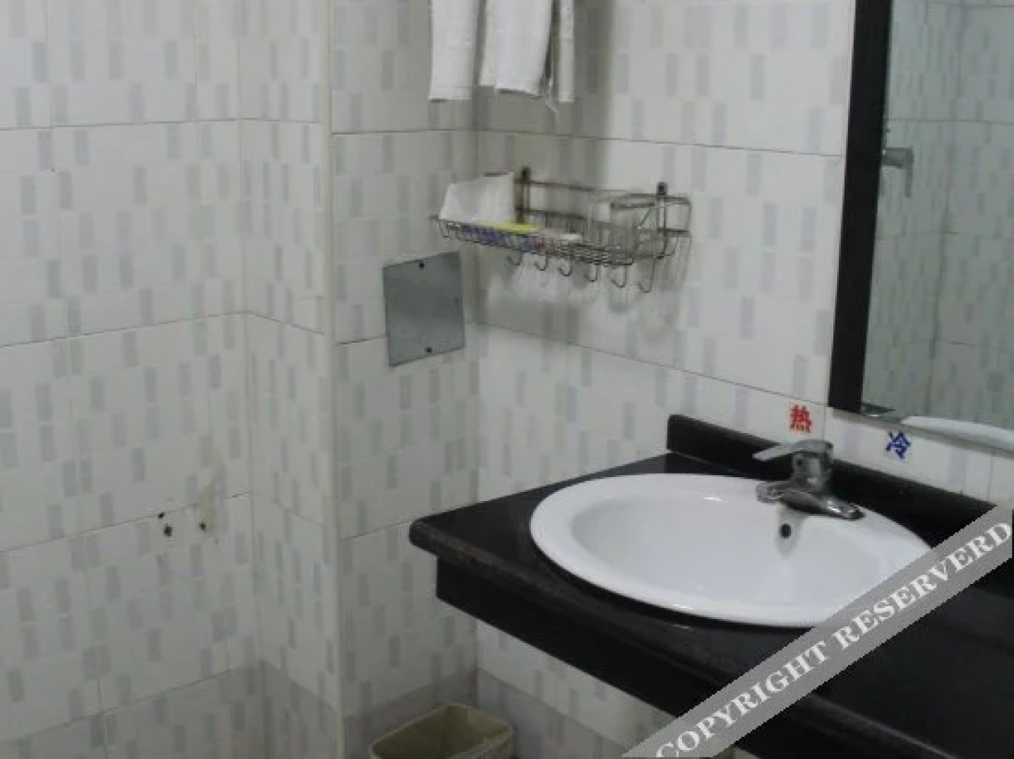 Shiyan Xinliangyuan Hotel