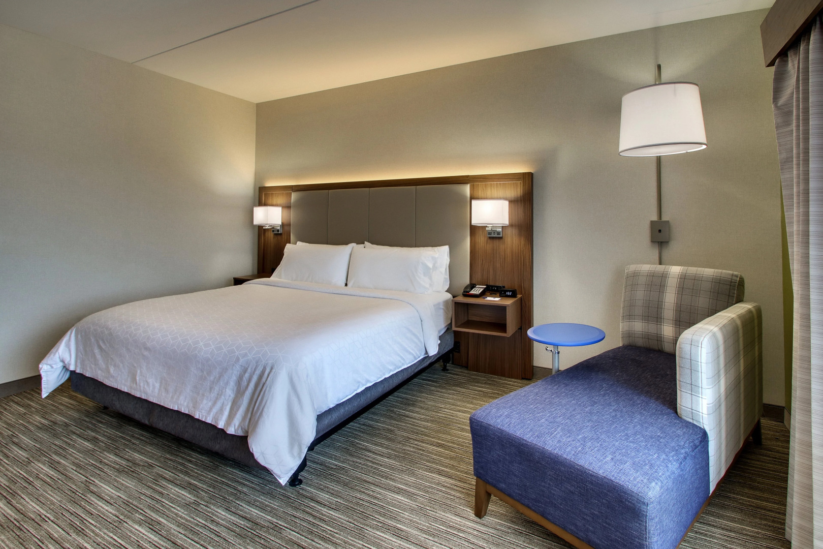 Holiday Inn Express & Suites Findlay North by IHG