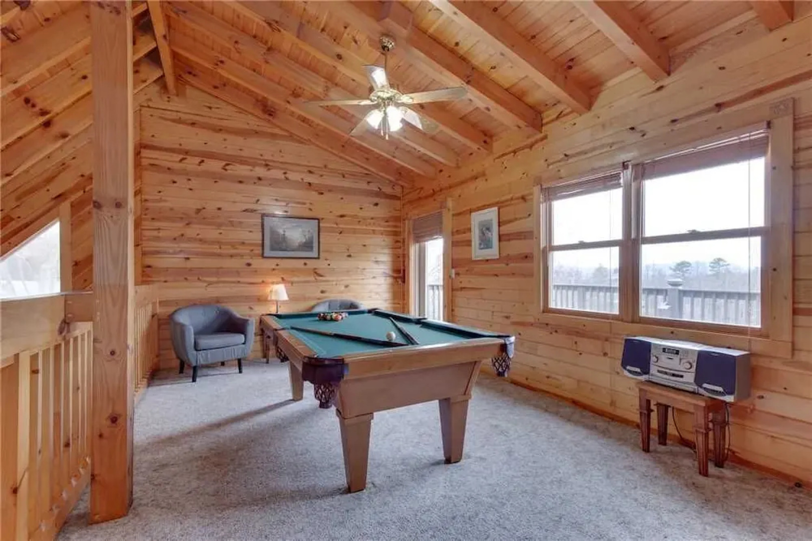 Bear View - Three Bedroom Cabin