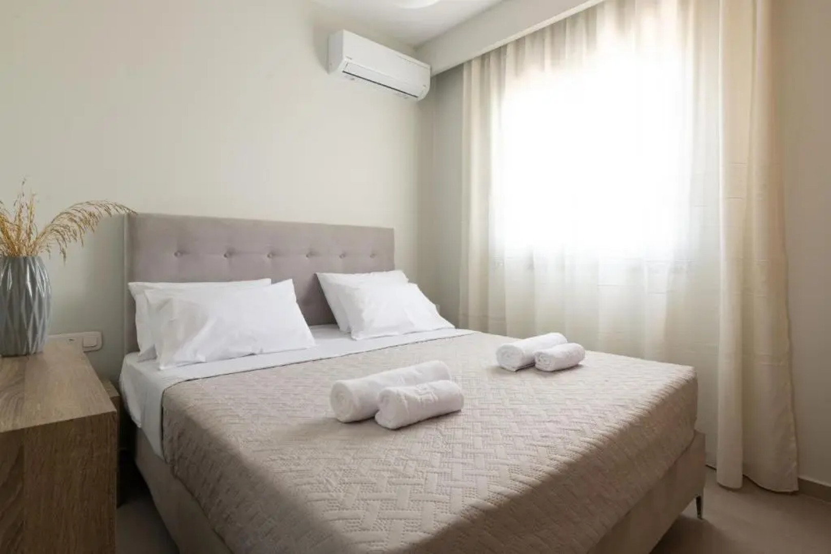 Tsatos Luxury Residence