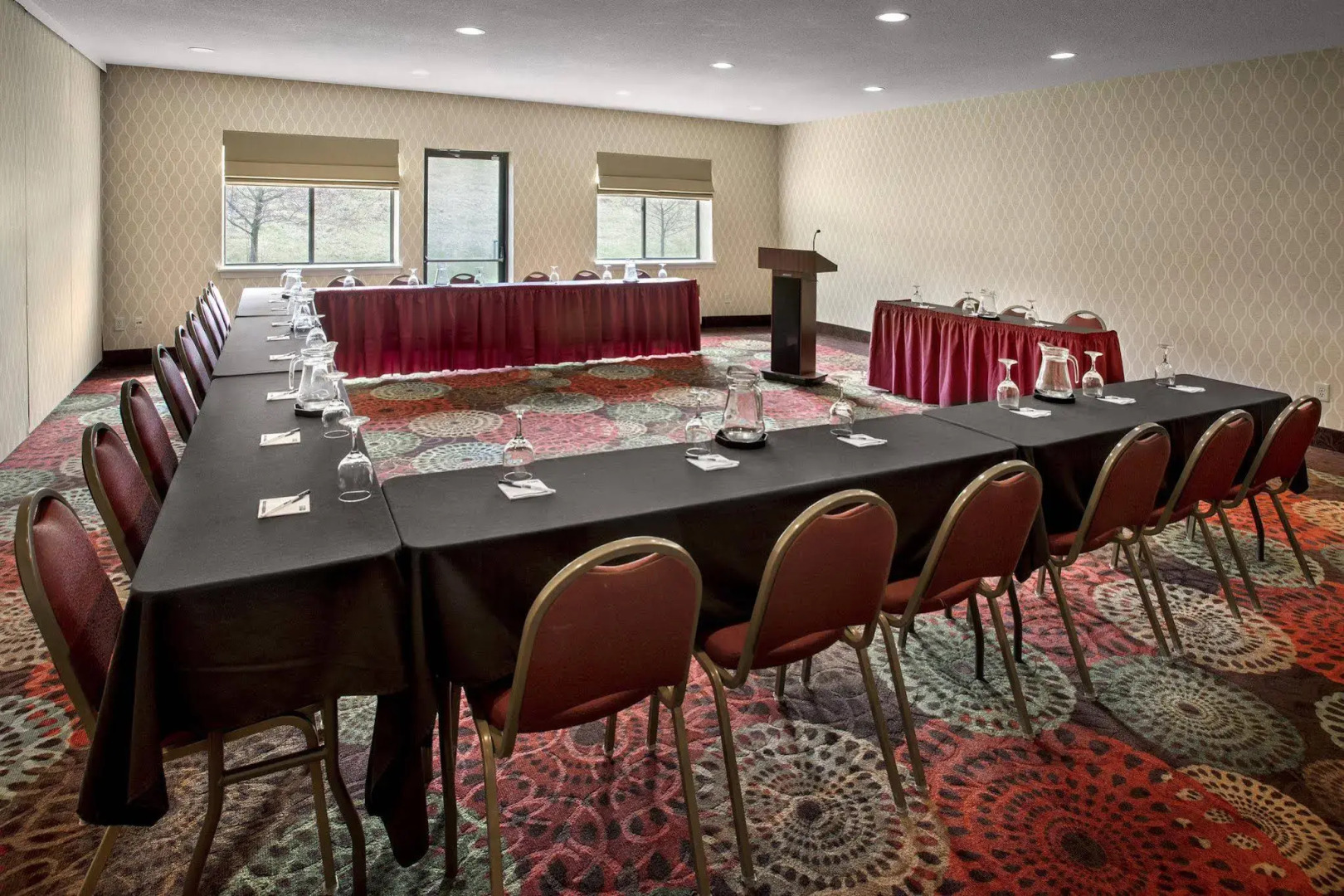 Holiday Inn Express & Suites East Greenbush (Albany-Skyline) by IHG