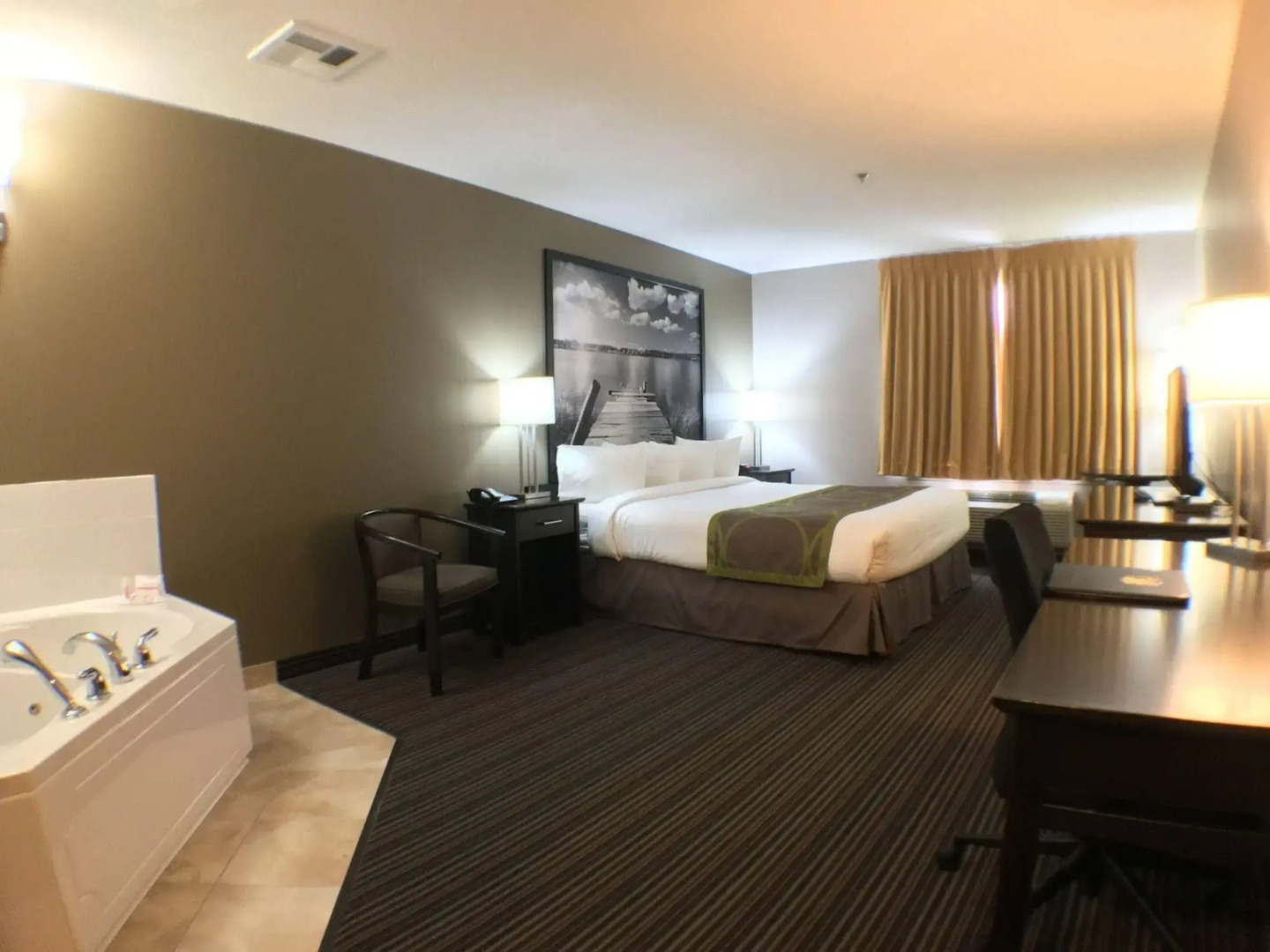 Super 8 by Wyndham Kapuskasing