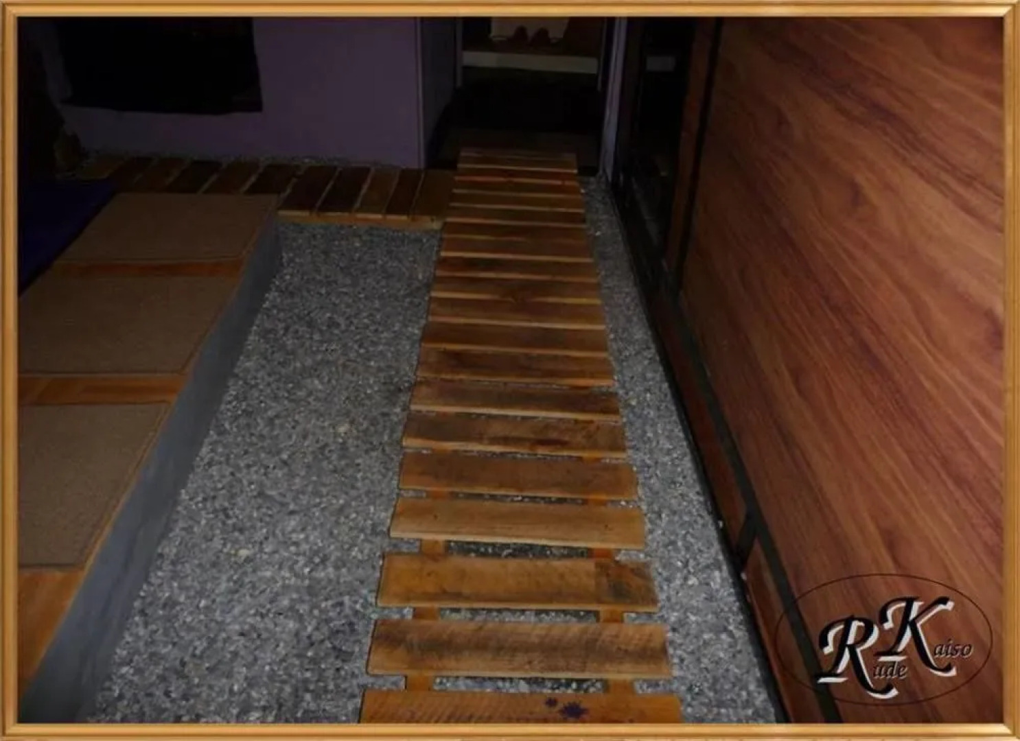 RudeKaiso Mini-Earth Rooms