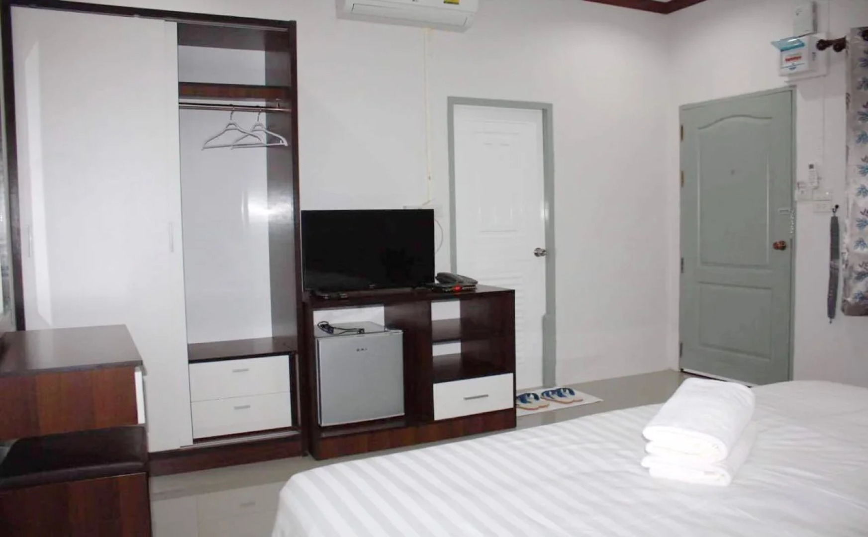 OYO 75394 Sakthong Grand Hotel