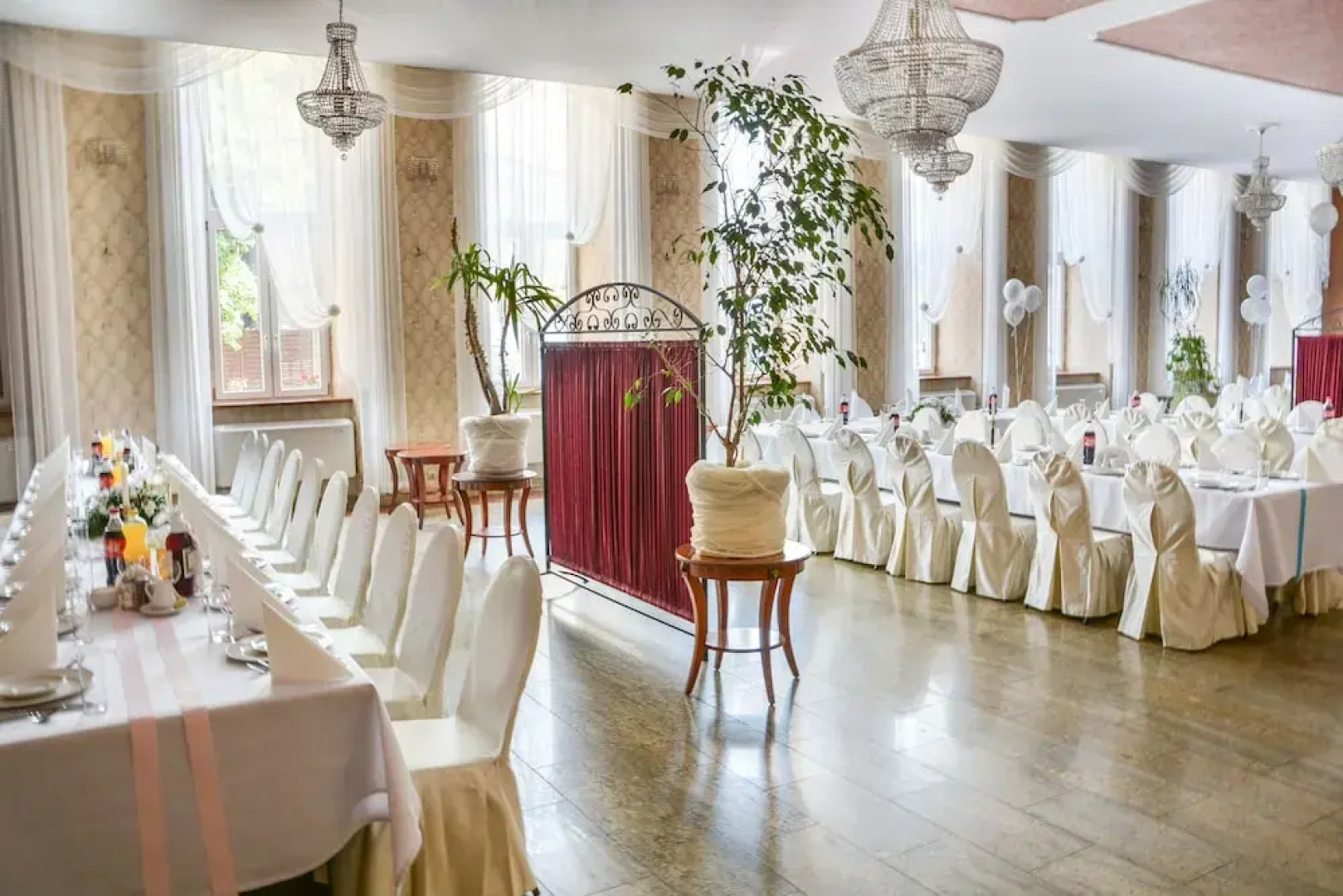 Komoda Club Residence