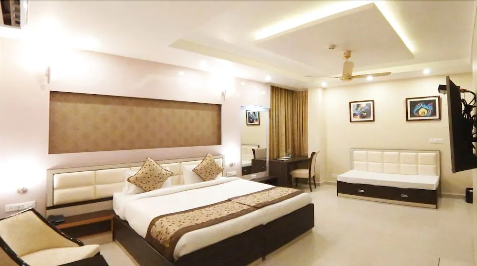 Citrus Classic Mcleodganj