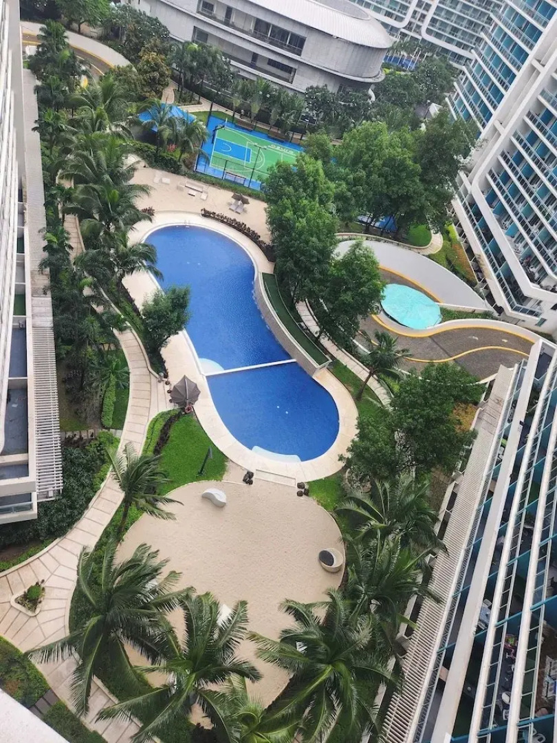 Azure Staycation Philippines by AMRS Near Manila International Airport